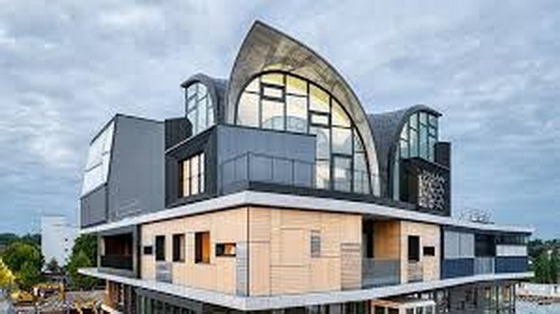 В Москве установят 50 мощных зарядных станций для электромобилей